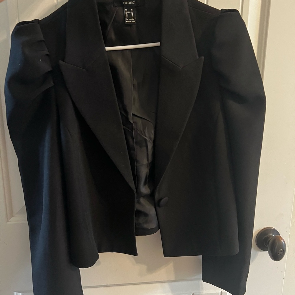 Black Structured Blazer Notched Lapels